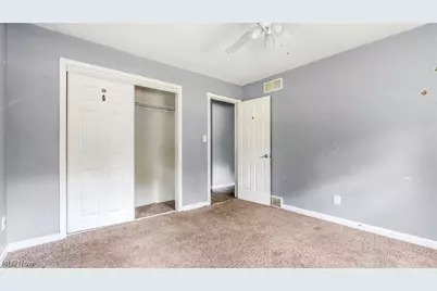490 Cedarhurst Drive, Zanesville, OH 43701 - Photo 33