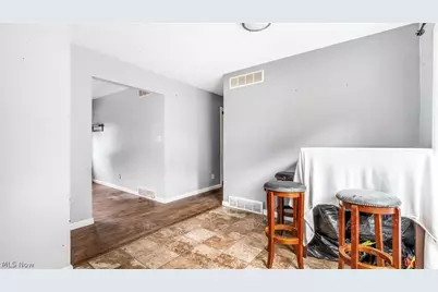 490 Cedarhurst Drive, Zanesville, OH 43701 - Photo 25