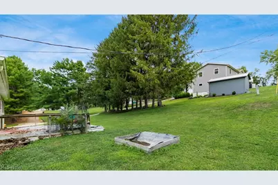 490 Cedarhurst Drive, Zanesville, OH 43701 - Photo 17