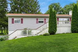 490 Cedarhurst Dr, Zanesville, OH 43701 - Photo 3