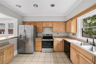 1376 Goodyear Blvd, Akron, OH 44305 - Photo 17
