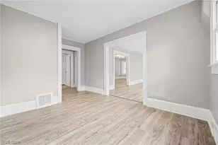 1376 Goodyear Blvd, Akron, OH 44305 - Photo 13
