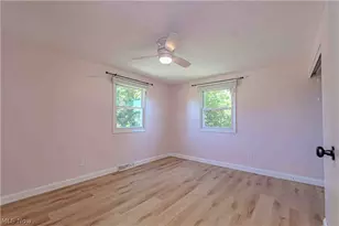 932 Richards Dr, Louisville, OH 44641 - Photo 21