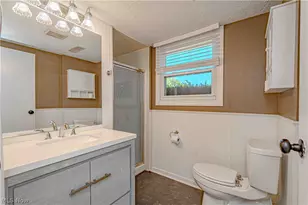932 Richards Dr, Louisville, OH 44641 - Photo 13