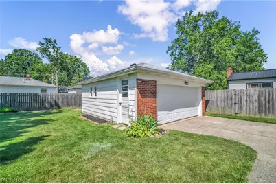 1332 W 38th Street, Lorain, OH 44053 - Photo 35