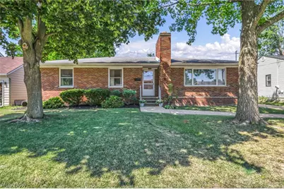 1332 W 38th Street, Lorain, OH 44053 - Photo 1