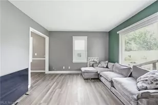 898 Reed Ave, Akron, OH 44306 - Photo 3
