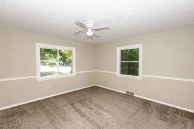 71 Sivon Drive, Painesville, OH 44077 - Photo 13