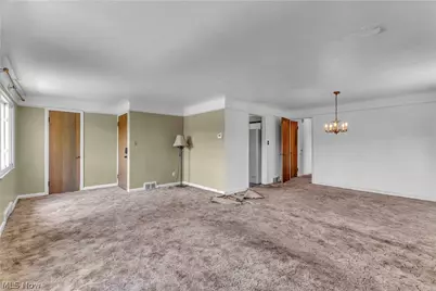 14326 Lakewood Heights Boulevard, Oakwood, OH 44107 - Photo 15