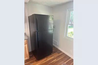 2206 25th Street SW, Akron, OH 44314 - Photo 5
