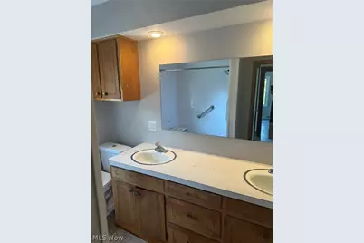 2206 25th Street SW, Akron, OH 44314 - Photo 15