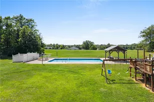 9419 Robinson Rd, Chardon, OH 44024 - Photo 45