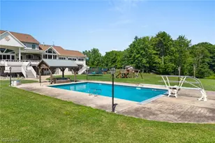 9419 Robinson Rd, Chardon, OH 44024 - Photo 11