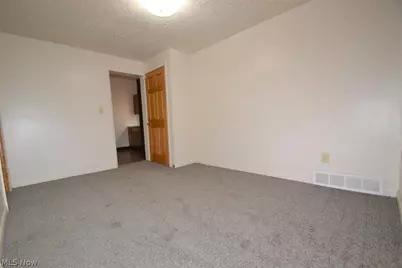 514 Brown Street, Akron, OH 44311 - Photo 3