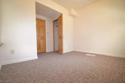 514 Brown Street, Akron, OH 44311 - Photo 9