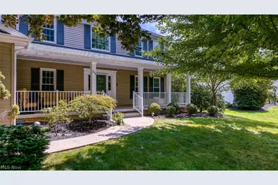 279 Ash Grove Circle, Aurora, OH 44202 - Photo 3