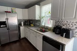 2092 W 87th St, Loveland, OH 44102 - Photo 13