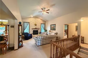 435 Thomas Alva Dr, Vermilion, OH 44089 - Photo 3