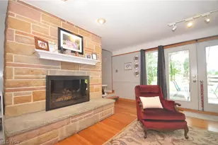 735 Fessler Dr, Uniontown, OH 44685 - Photo 9