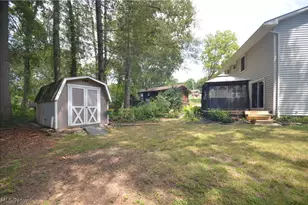 735 Fessler Dr, Uniontown, OH 44685 - Photo 47