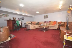 735 Fessler Dr, Uniontown, OH 44685 - Photo 39