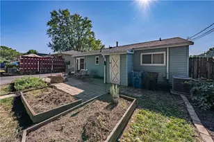 303 Erieview Blvd, Sheffield Lake, OH 44054 - Photo 31