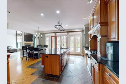11205 Hampton Ridge Drive, Chardon, OH 44024 - Photo 13