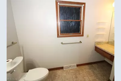 138 Loyola Drive, Elyria, OH 44035 - Photo 29