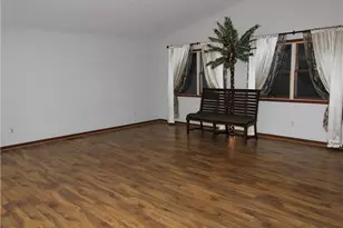 138 Loyola Dr, Elyria, OH 44035 - Photo 7