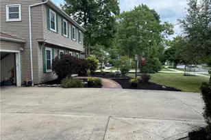 3805 Laurel Glenn Dr, Grandview Heights, OH 44147 - Photo 3