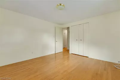 4880 Maple Hill Drive, Green Hills, OH 44131 - Photo 21