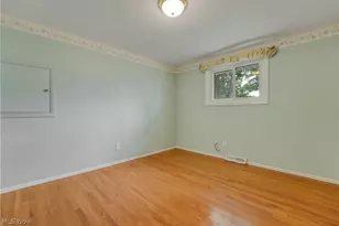 4880 Maple Hill Dr, Green Hills, OH 44131 - Photo 21