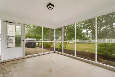 4880 Maple Hill Drive, Green Hills, OH 44131 - Photo 13