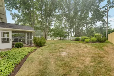 4880 Maple Hill Drive, Green Hills, OH 44131 - Photo 27