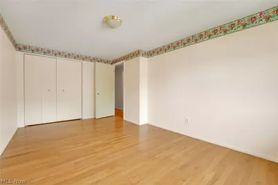 4880 Maple Hill Drive, Green Hills, OH 44131 - Photo 17
