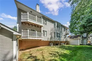 356 Village Pointe Dr, Akron, OH 44313 - Photo 45