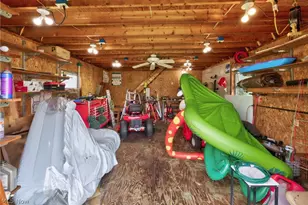 46785 Middle Ridge Rd, Amherst, OH 44001 - Photo 23