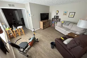 2143 Greenway Dr, Uniontown, OH 44685 - Photo 5