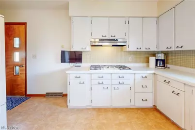 401 Linduff Avenue, Steubenville, OH 43952 - Photo 9