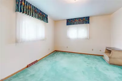 401 Linduff Avenue, Steubenville, OH 43952 - Photo 35