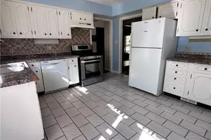 6374 S Cedarwood Rd, Mentor, OH 44060 - Photo 9