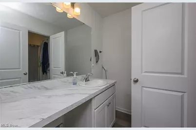 460 Auld Farm Circle, Akron, OH 44320 - Photo 21