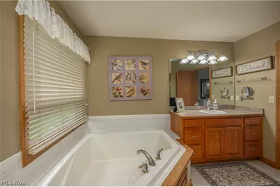 1150 Rolena Circle NW, Canton, OH 44708 - Photo 25