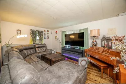 1263 Depot Phalanx Street, Worthington, OH 44470 - Photo 5