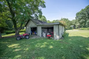 1685 N Orchard Rd NE, Bolivar, OH 44612 - Photo 41