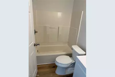 1605 Carr Street, Sandusky, OH 44870 - Photo 9