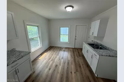 1605 Carr Street, Sandusky, OH 44870 - Photo 3