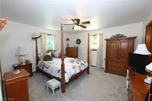 364 Country Club Blvd, Weirton, WV 26062 - Photo 15