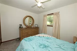 364 Country Club Blvd, Weirton, WV 26062 - Photo 17