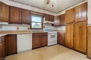 4249 Tapper Rd, Norton, OH 44203 - Photo 13